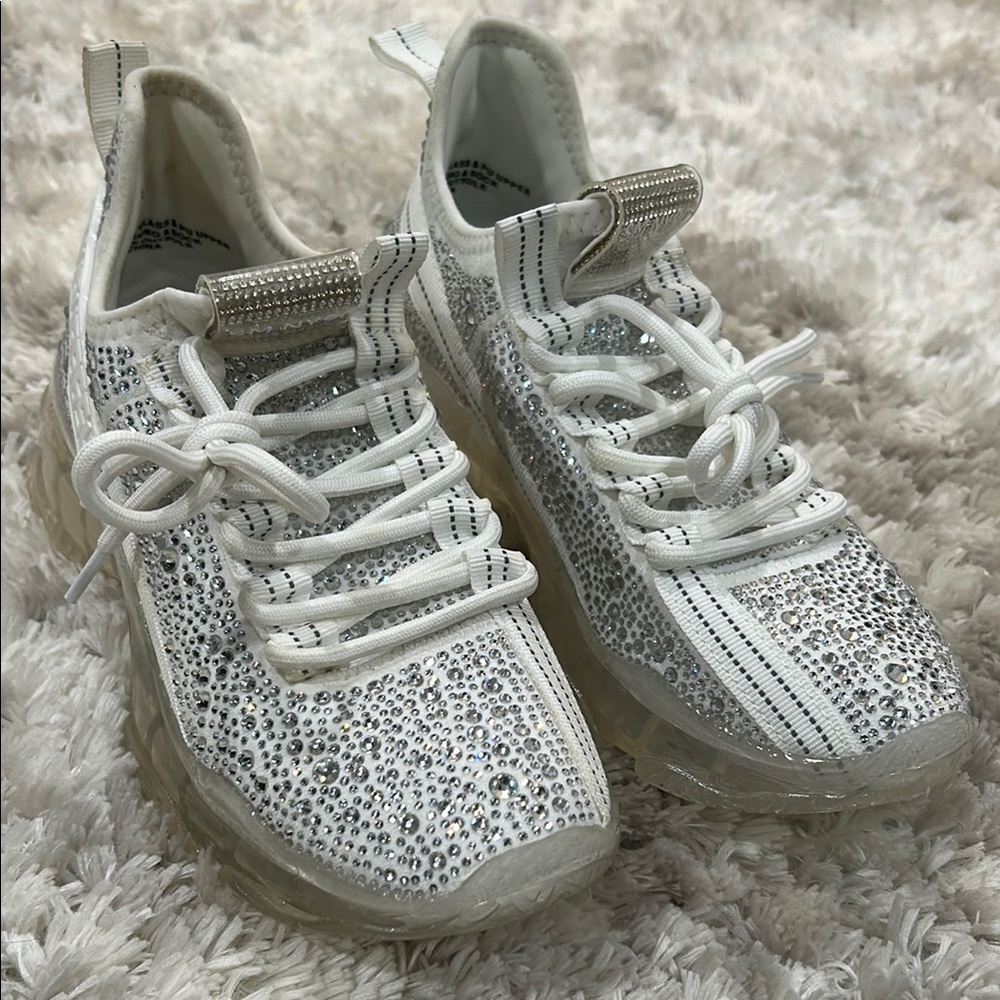 Steve Madden Rhinestone White Sneakers with Chunky Sole and Textured Upper - Picture 5 of 7